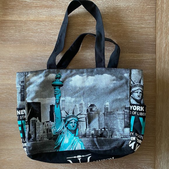 Robin Ruth Skyline NYC Medium Aqua Tote - Picture 3 of 7